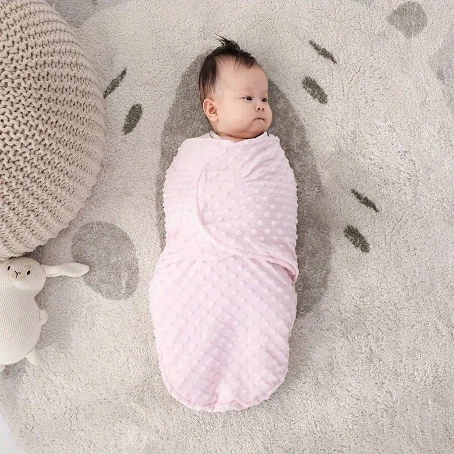 1Pc Baby Dotted Swaddle Blanket, Newborn Anti-Startle Swaddle, 3D Dotted Fleece Swaddle Wrap, Soft Touch for Sleep Aid, Warm and Skin-Friendly Soothing Newborn Sleeping Bag