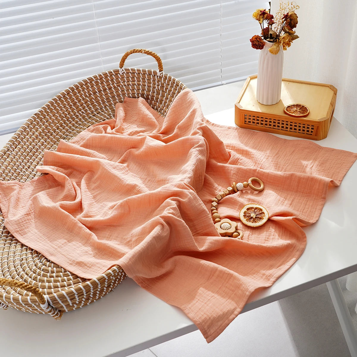 Happyflute 100% Cotton Crepe Muslin Swaddle Blanket Newborn Blanket Hug Quilt Soft Bath Towel Wrap Bedding Babies Stuff Blanket