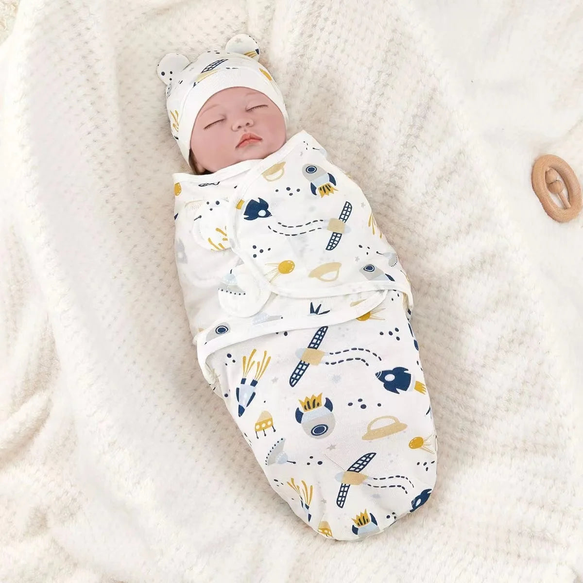 Newborn Swaddle Set: Cartoon Cotton Blanket & Hat 0-6M