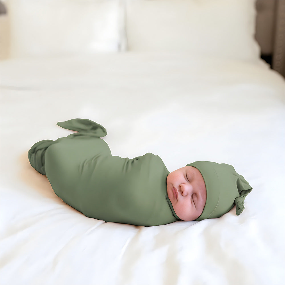 Baby Swaddle Blanket & Hat Set - Soft, Anti-Tremor Design for Newborns